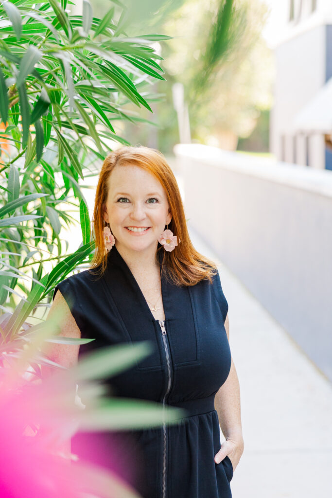 modern headshots for pensacola business pros